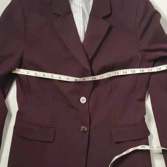 Tahari Arthur. S.Levine Purple/Mulberry, Burgundy 2 Button  Blazer Small Nwt - Picture 5 of 8
